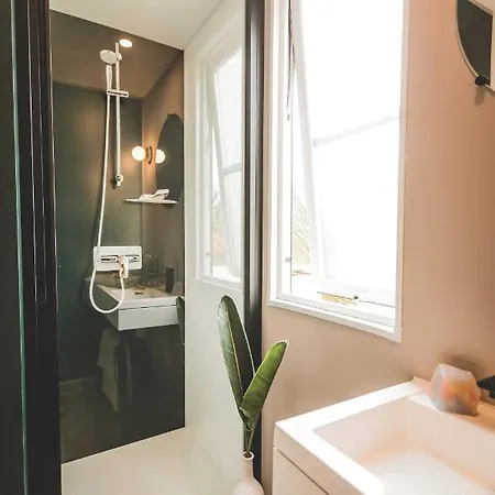 Regenbogen Tossens Camping *